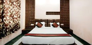 TG Rooms Ajmal Khan Road, New Delhi