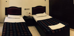 TG Rooms Bank Road, Gorakhpur