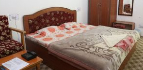 TG Rooms Raj Bagh 1, Srinagar